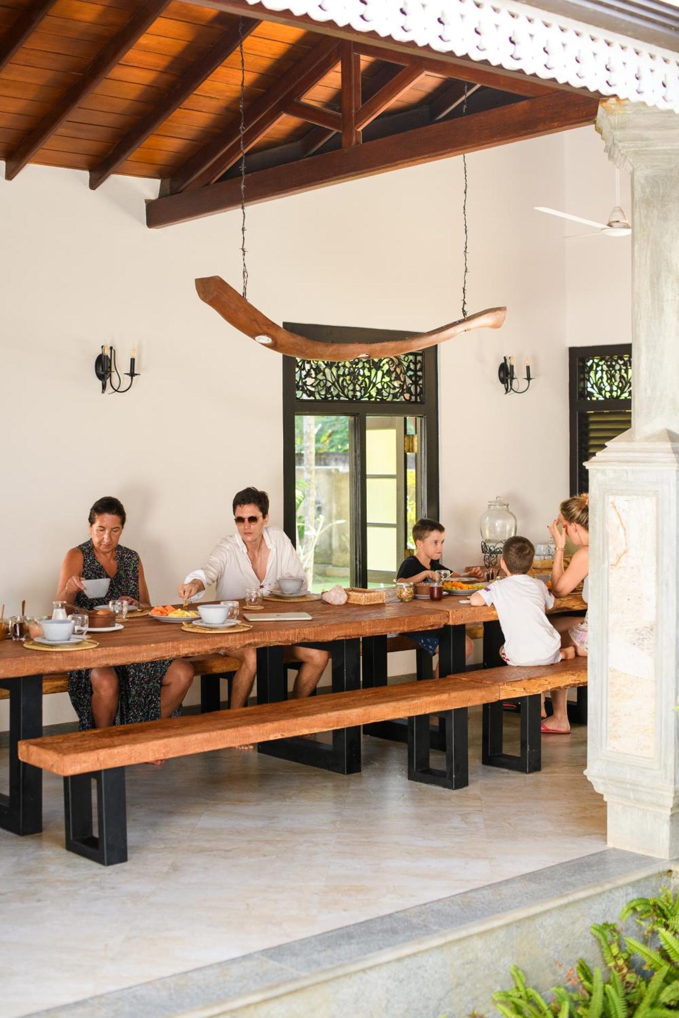 Roots Retreat Hotel อูนาวาตูนา ภายนอก รูปภาพ