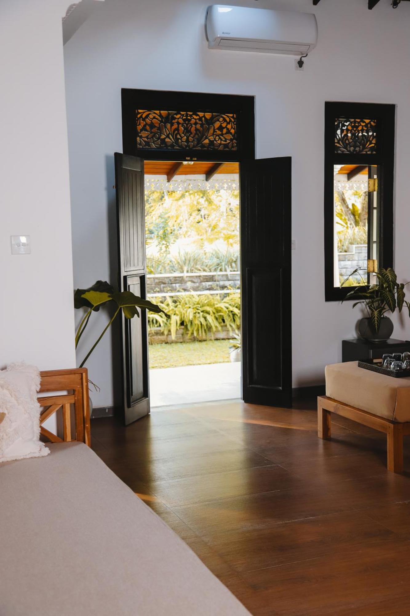 Roots Retreat Hotel อูนาวาตูนา ภายนอก รูปภาพ